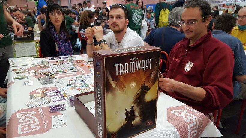 alle prese con Tramways all'area Magnifico