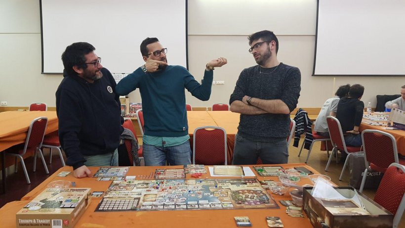 alle 6:30 del mattino finisce Democracy Under Siege, con Janko, Aibindrye e Renberche alle 6:30 del mattino finisce Democracy Under Siege, con Janko, Aibindrye e Renberche