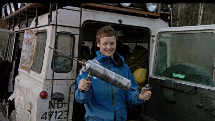 Trollhunter: per un troll grande, ci vuole un siringone grande