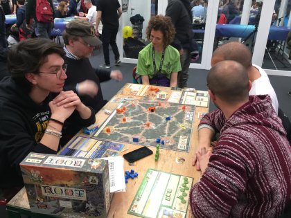 Root: tavoli Play 2019