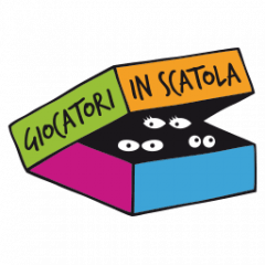 Giocatori in Scatola, dentro una scatola.