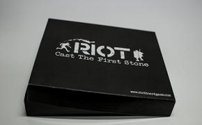 RIOT - Scaglia la prima pietra. Un gioco dedicato al conflitto sociale