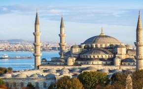Istanbul: su e giù col carretto