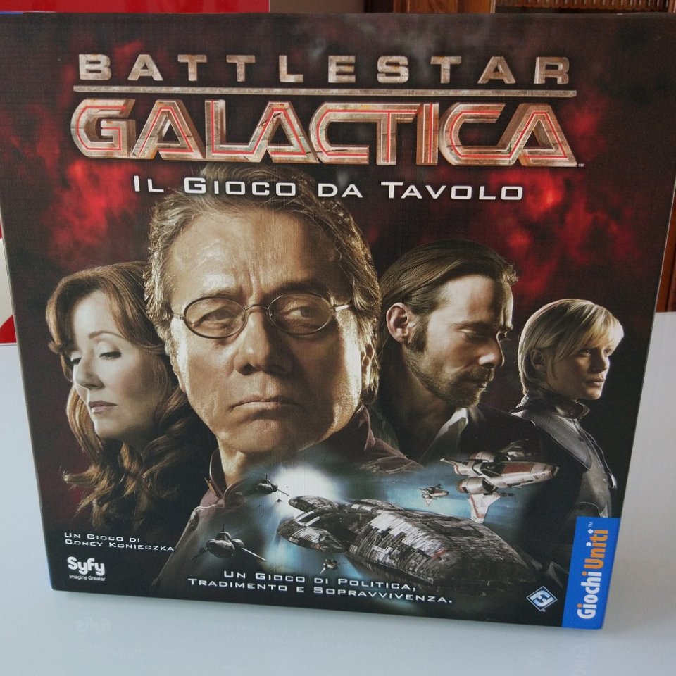 battlestar_galactica_scatola_fronte